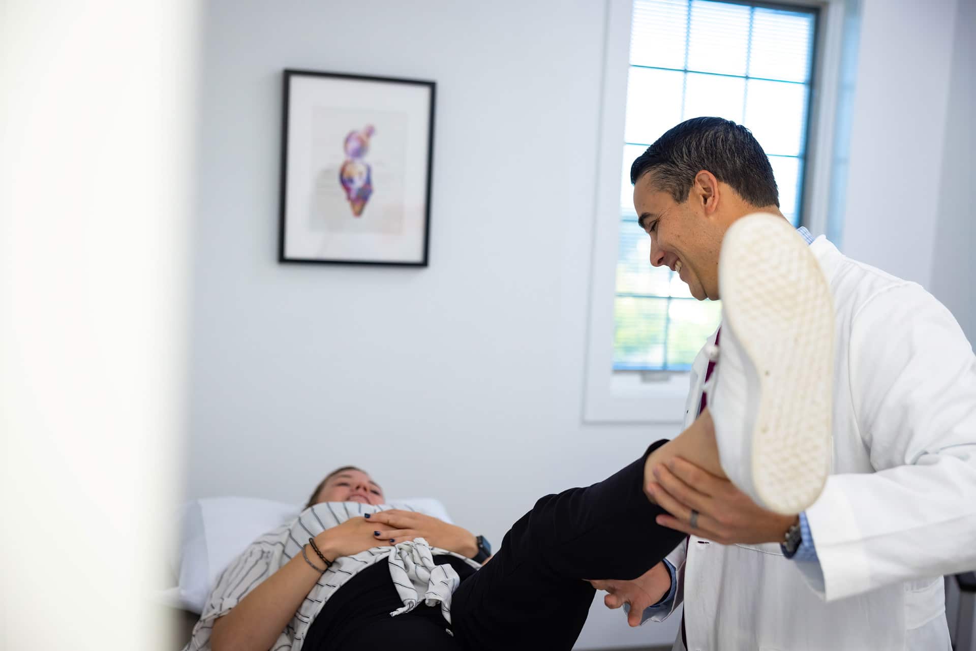 Hip doctor sees patient for bipolar hemiarthroplasty conversation
