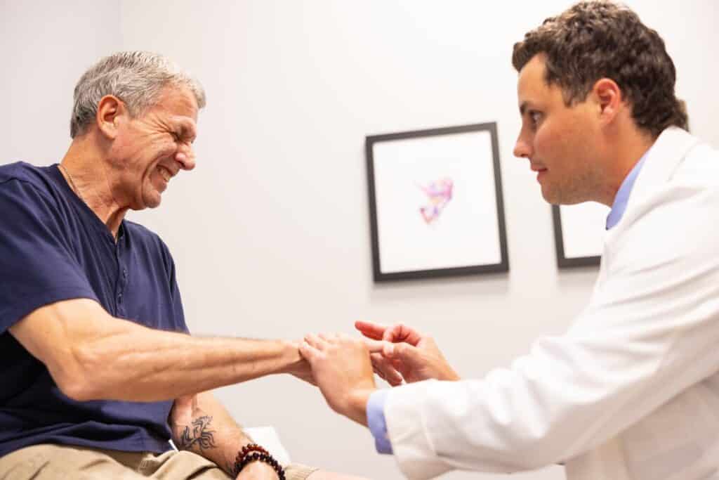 Understanding Ganglion Cysts Causes, Symptoms, and Treatment Options