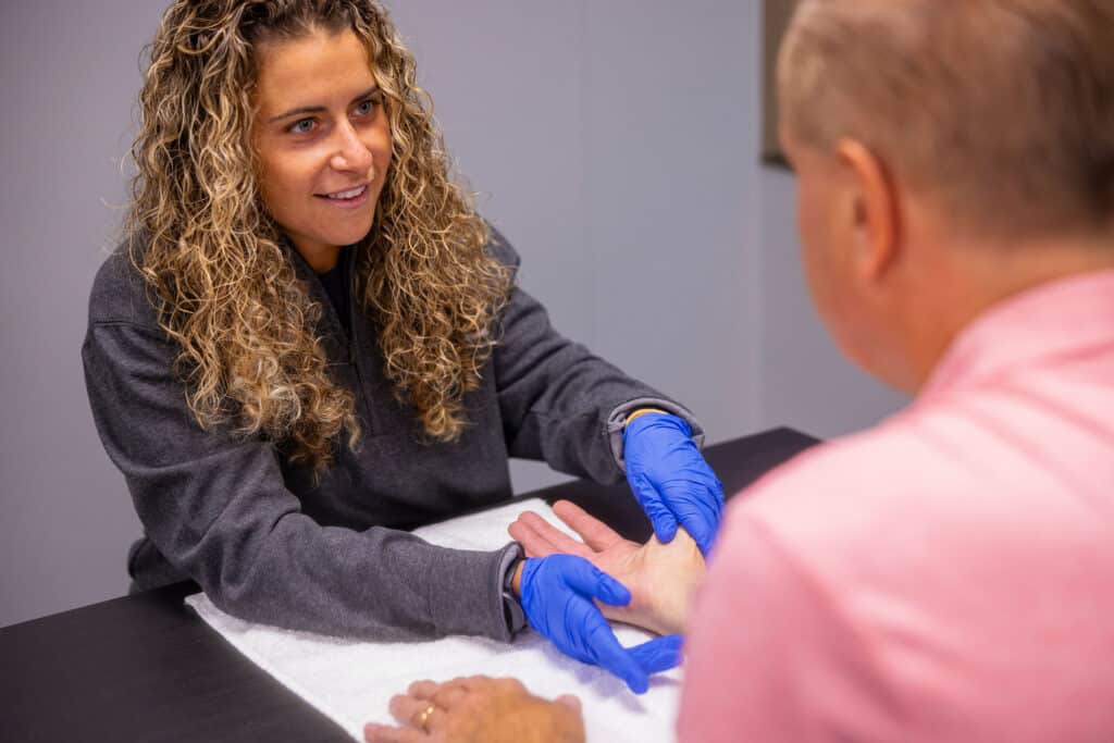 new jersey physical therapy princeton orthopaedic associates physical therapists 3 v2 - Princeton Orthopaedic Associates new jersey physical therapy princeton orthopaedic associates physical therapists 3 v2